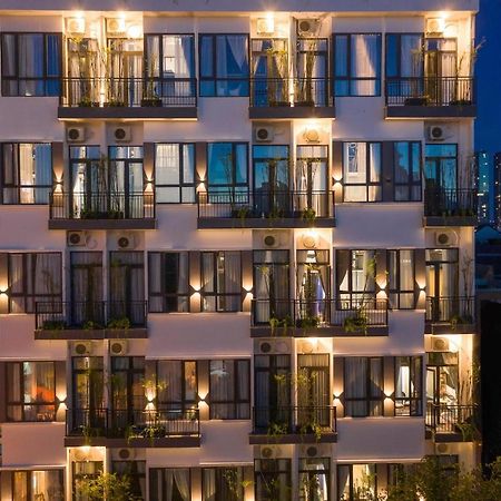 Kunkin Luxury Hotel & Apartment Хошимин Екстериор снимка
