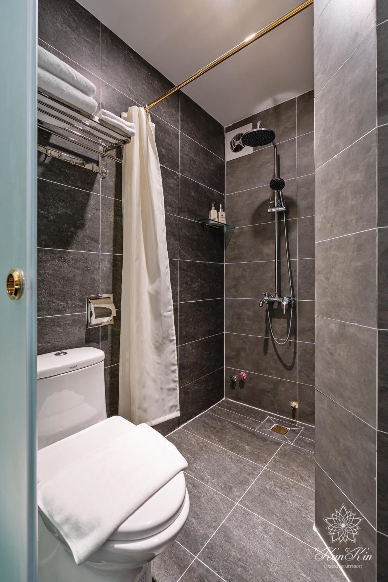 Kunkin Luxury Hotel & Apartment Хошимин Екстериор снимка